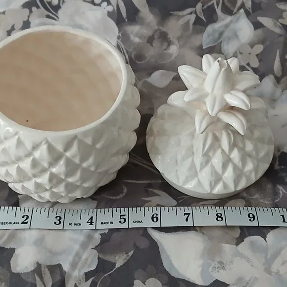 Pineapple ceramic container - Picture 4 of 4